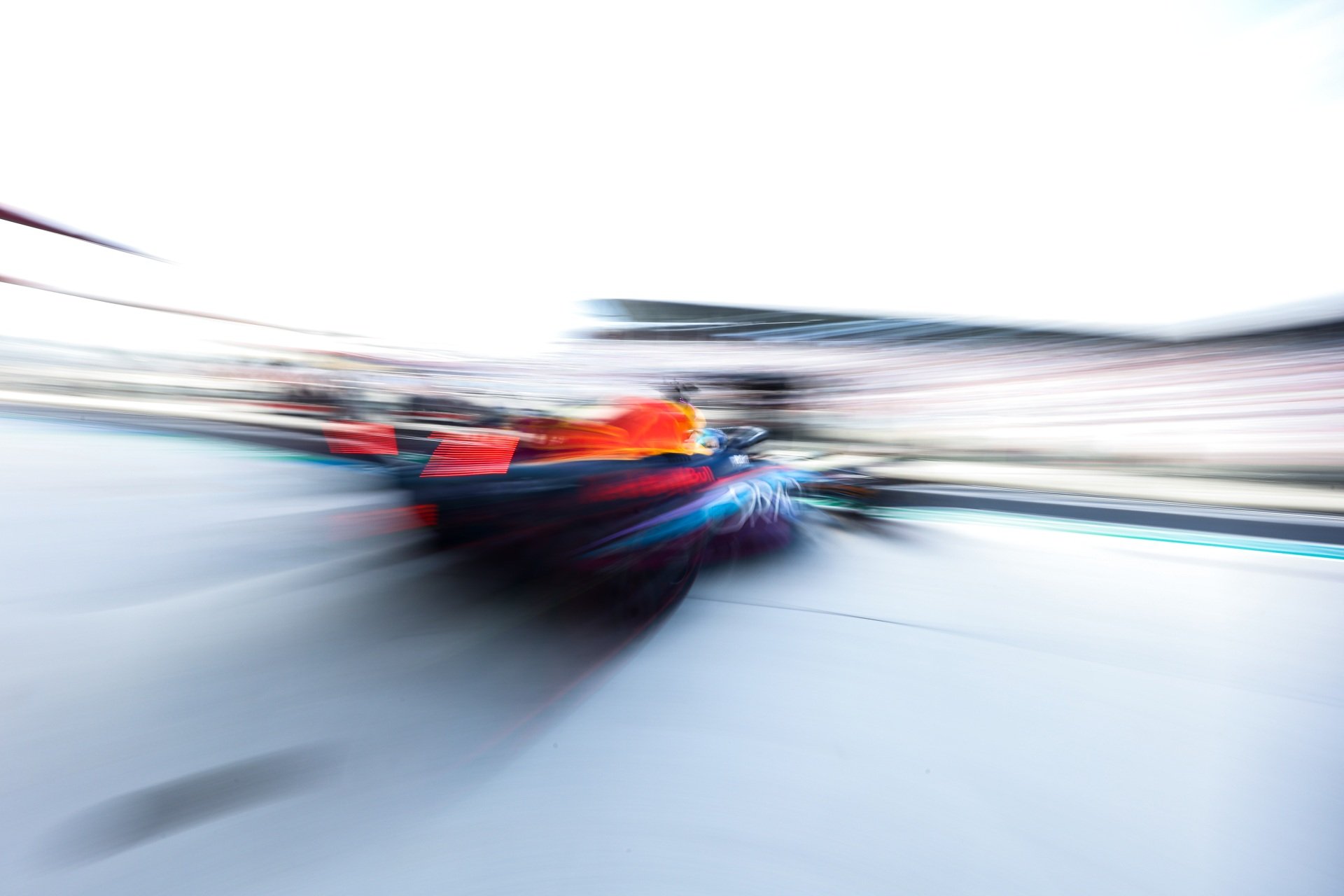 Red Bull vê pole de Pérez em Miami “merecida” e Verstappen “com muito para fazer”