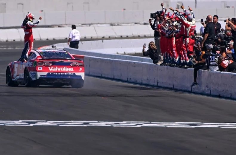 Larson vence 3ª de 2024 em Sonoma. Confira briga pelos playoffs da Nascar