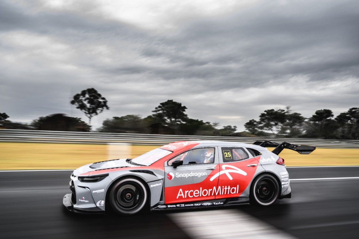 Chevrolet promove primeira aparição de novo carro na pista e inaugura era SUV na Stock Car