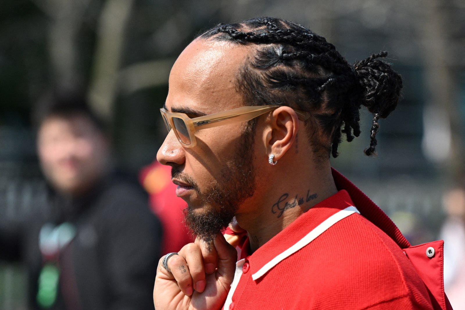 Hamilton minimiza discussão com engenheiro pelo rádio e alfineta Verstappen: “Não xinguei”