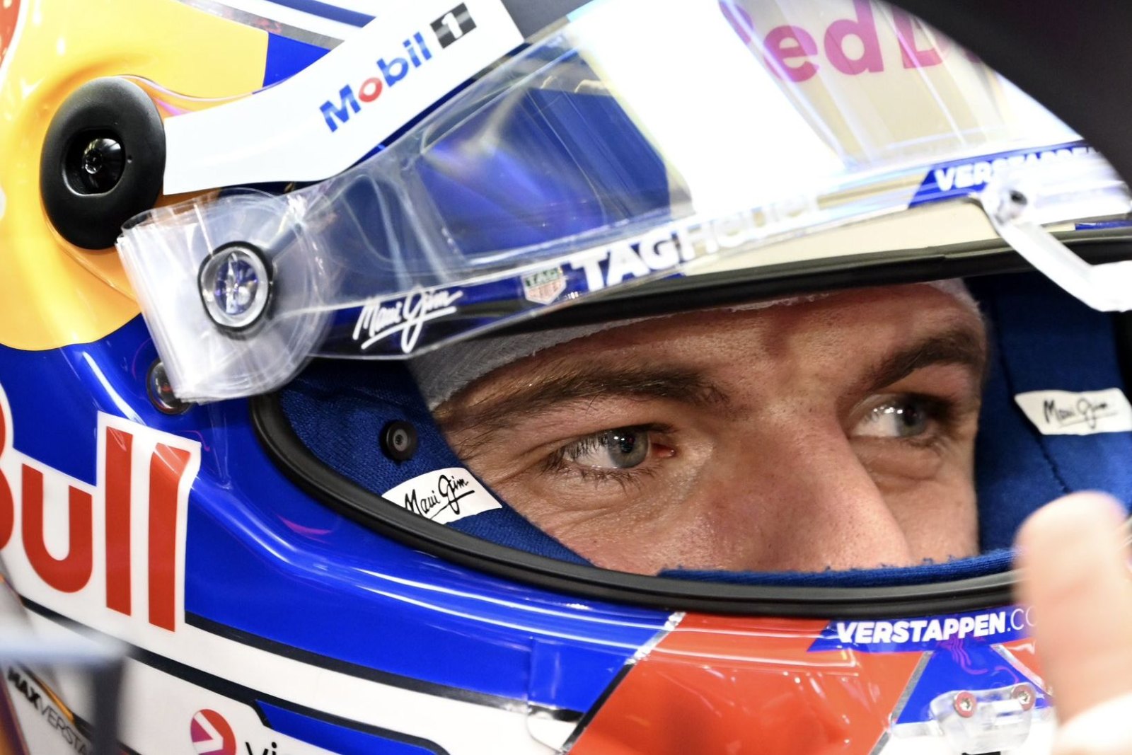 Verstappen atribui classificação difícil a “problemas com freios e pneus” no Bahrein