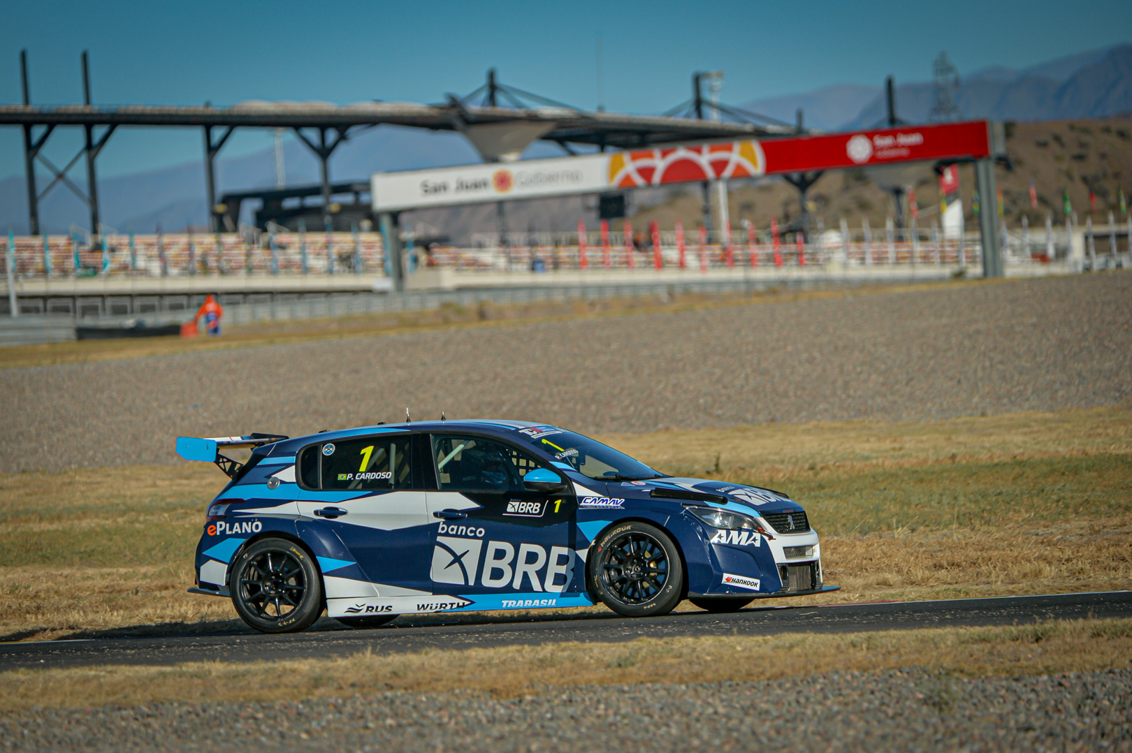 TCR South America vai passar na TV hoje? Onde assistir às corridas 1 e 2 em Villicum