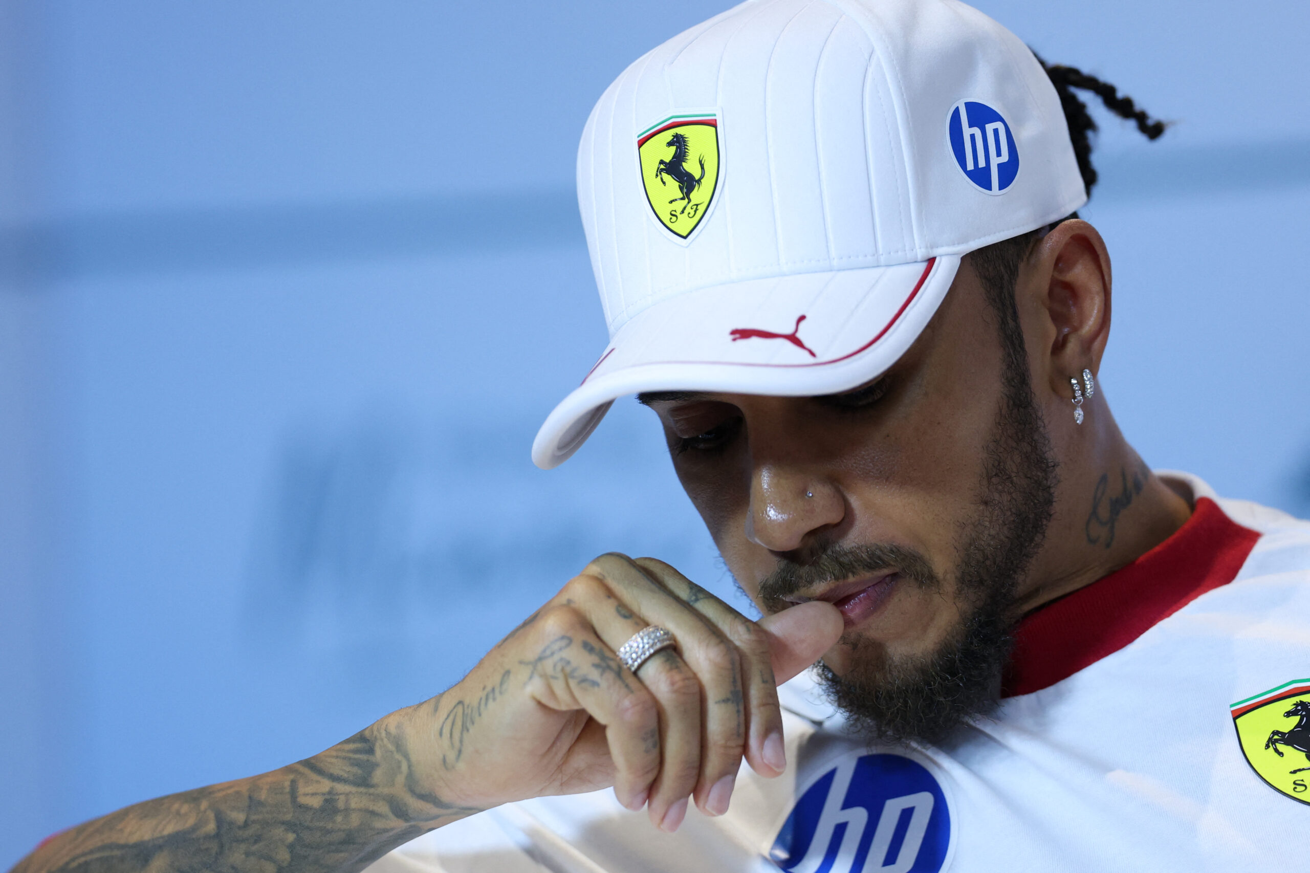 Hamilton pede colaboração “mais próxima” entre GPDA e FIA: “Queremos ser ouvidos”