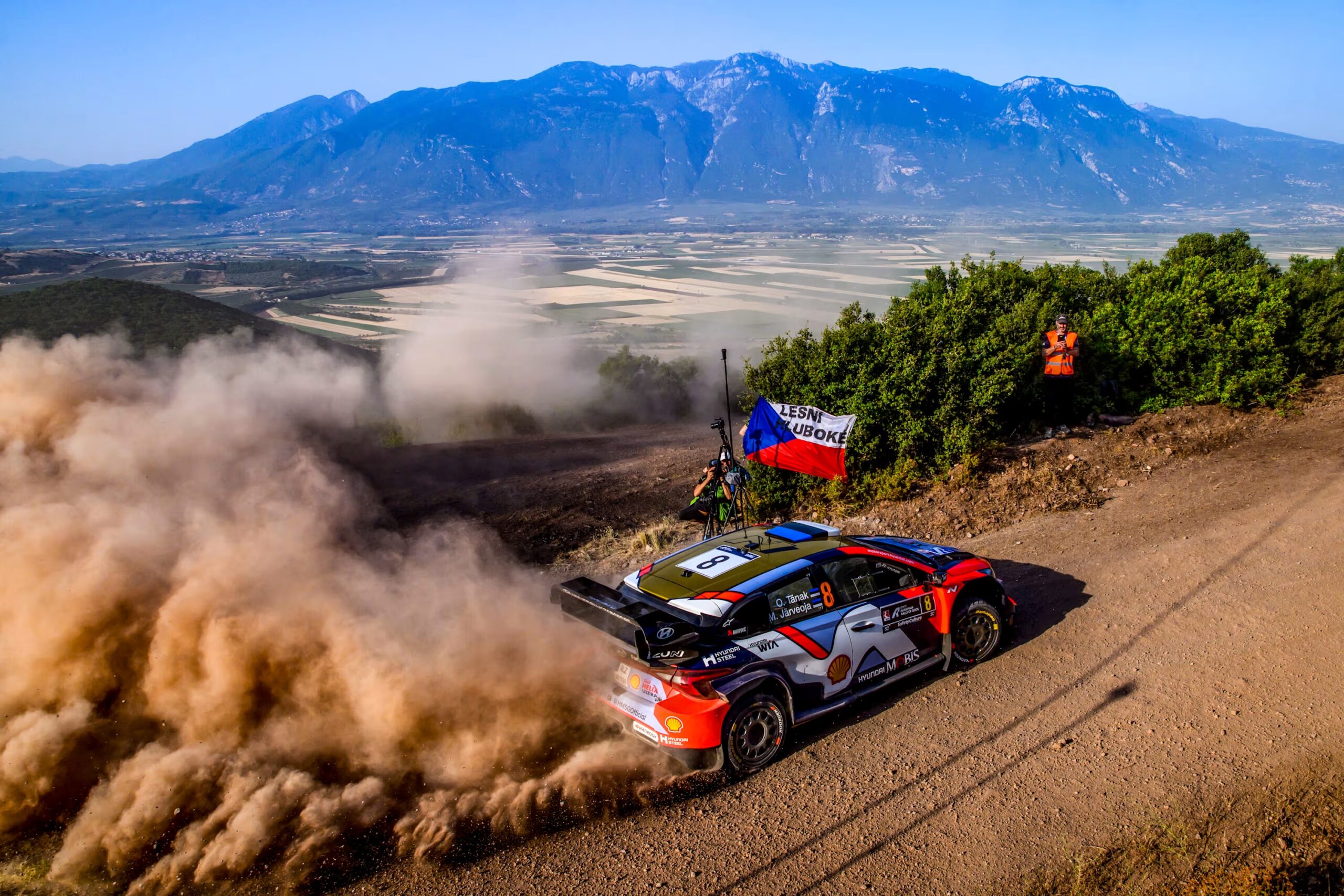 Tänak sobra com Hyundai e abre vantagem ao vencer 2º dia do Rali da Grécia do WRC