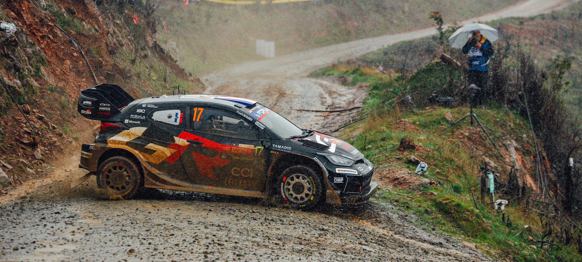 Ogier vira jogo, domina tarde de sábado e toma liderança do Rali do Chile no WRC