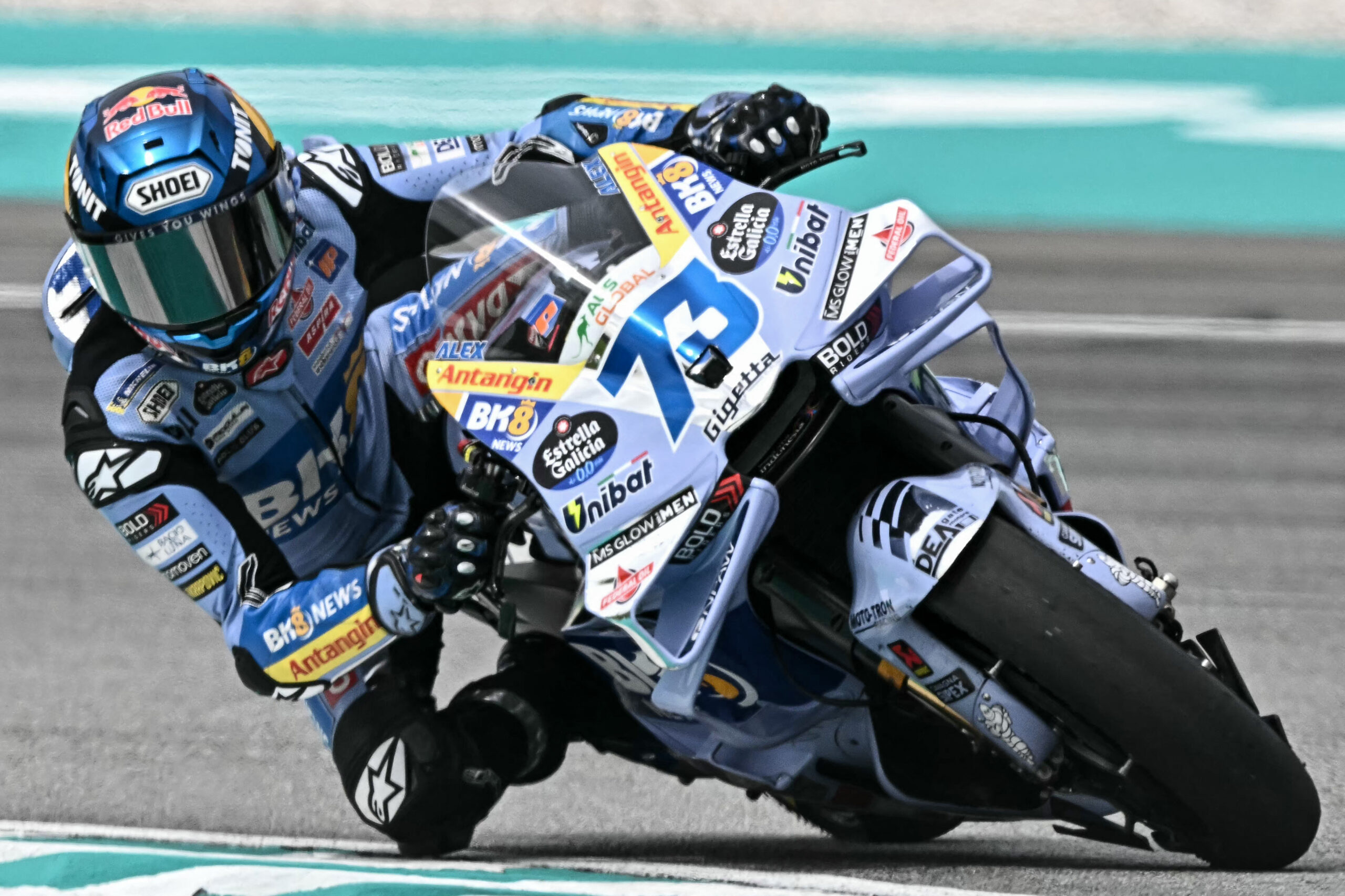 Álex Márquez assegura vice da MotoGP 2025 com pódio na Malásia. Confira classificação