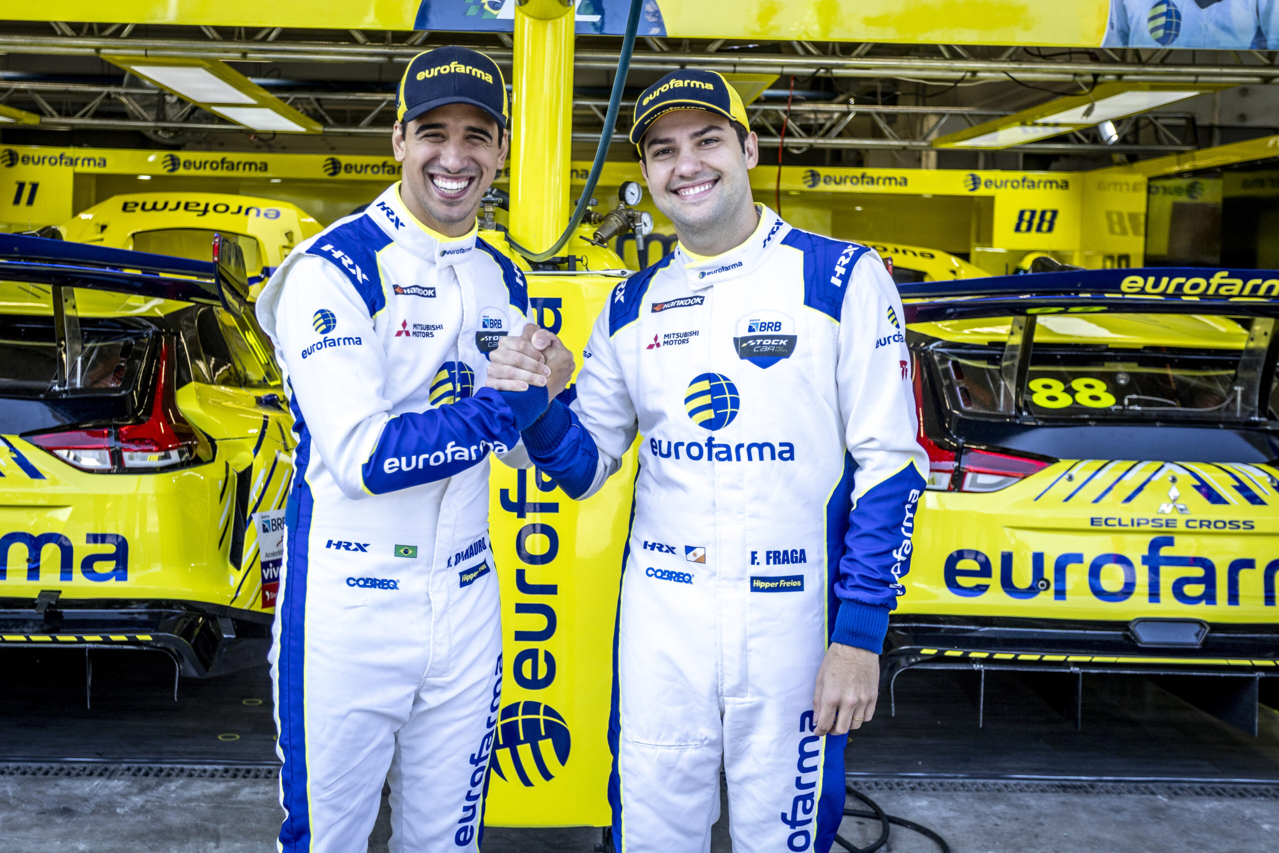 Eurofarma anuncia renovação de Fraga e Di Mauro para temporada 2026 da Stock Car