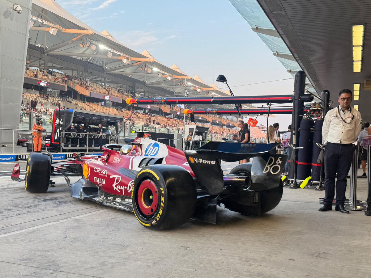 Ferrari muda engenheiro de corrida de Hamilton para temporada 2026 da Fórmula 1