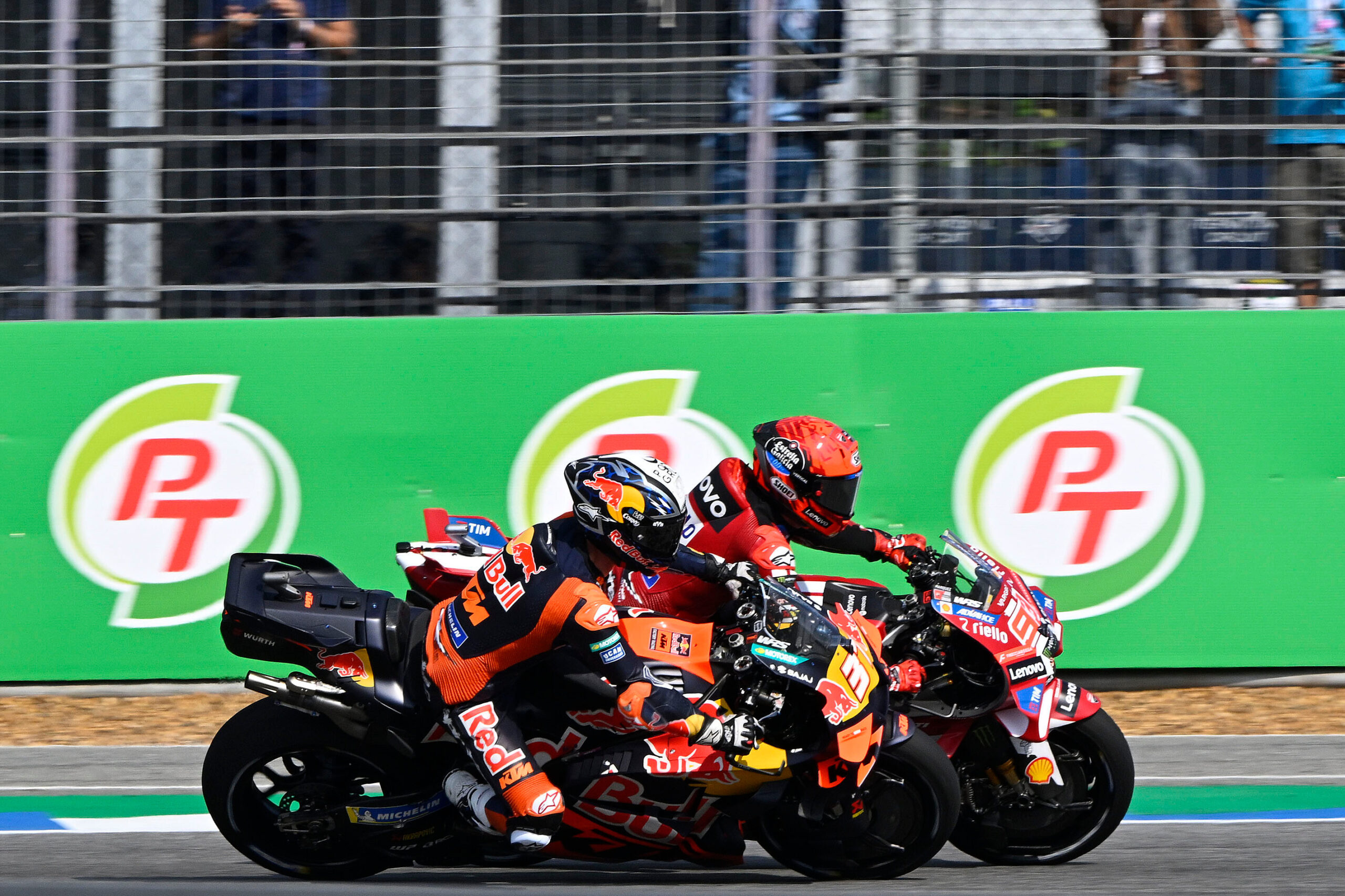 Ducati reconhece evolução de rivais, mas cutuca MotoGP por punição a Marc Márquez