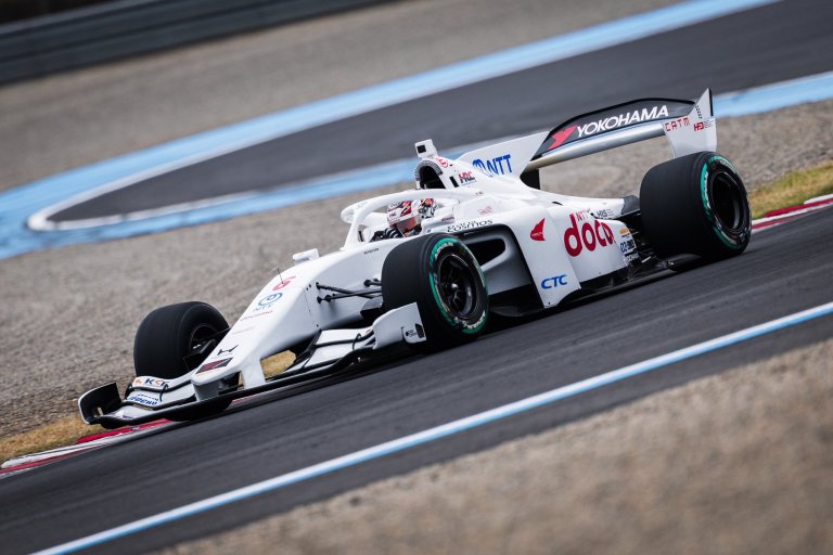Ohta vence 1ª prova da Super Fórmula 2026 encurtada por dilúvio em Motegi. Fraga é 4º