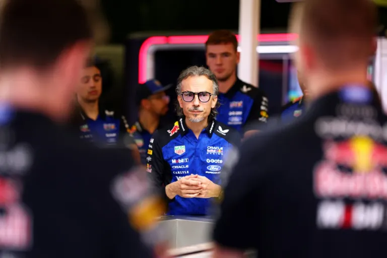 Red Bull concorda com confissão da Mercedes sobre melhor motor da F1: “Vantagem considerável”
