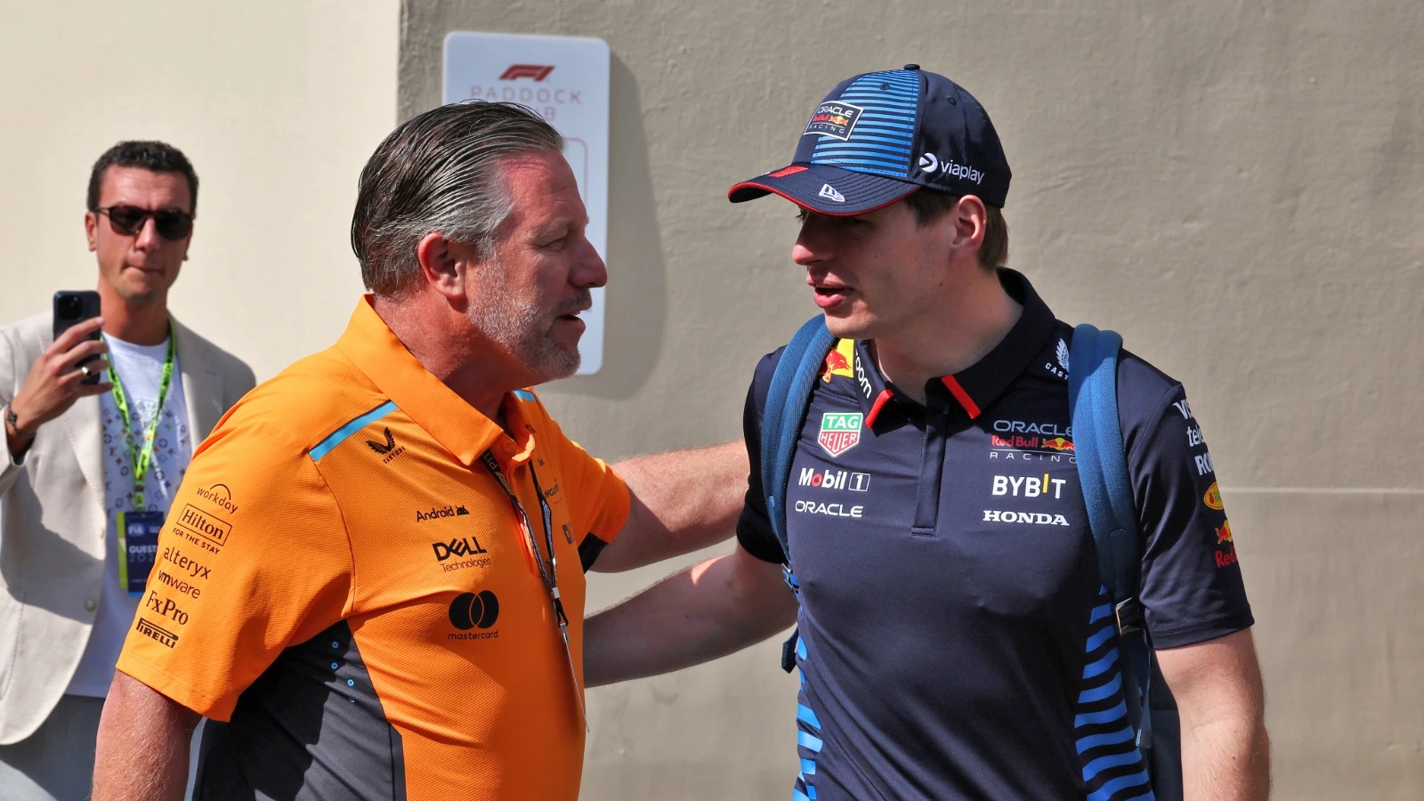 McLaren fala em acordo com Norris e Piastri, mas mira em Verstappen “se alguém mudar de ideia”