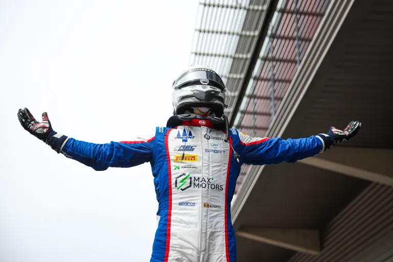 Popov vence corrida 3 da FREC em Spa-Francorchamps. Gomez é 17º