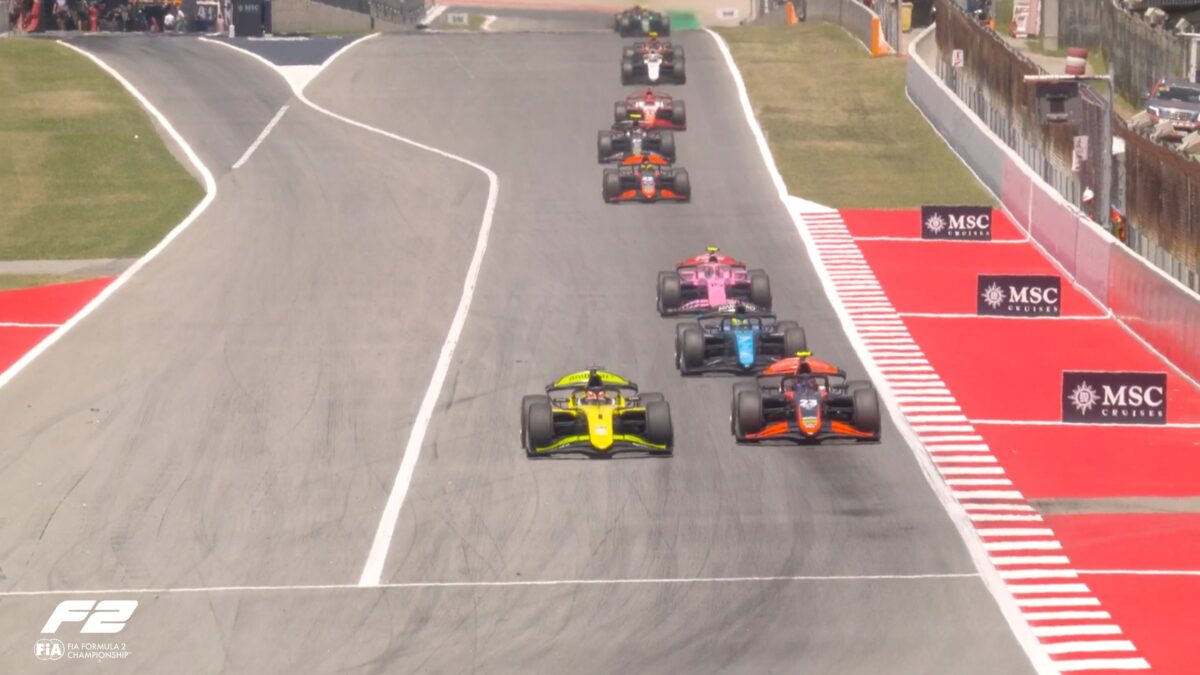 A F2 realiza a corrida principal no domingo (14)