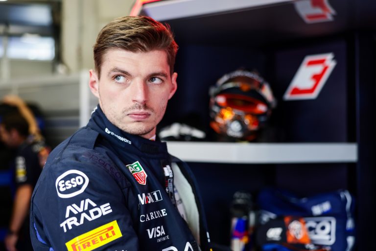 F1 2026, AUSTRIA, CLASSIFICAÇÃO, RED BULL RACING, MAX VERSTAPPEN, RETRATO ROSTO