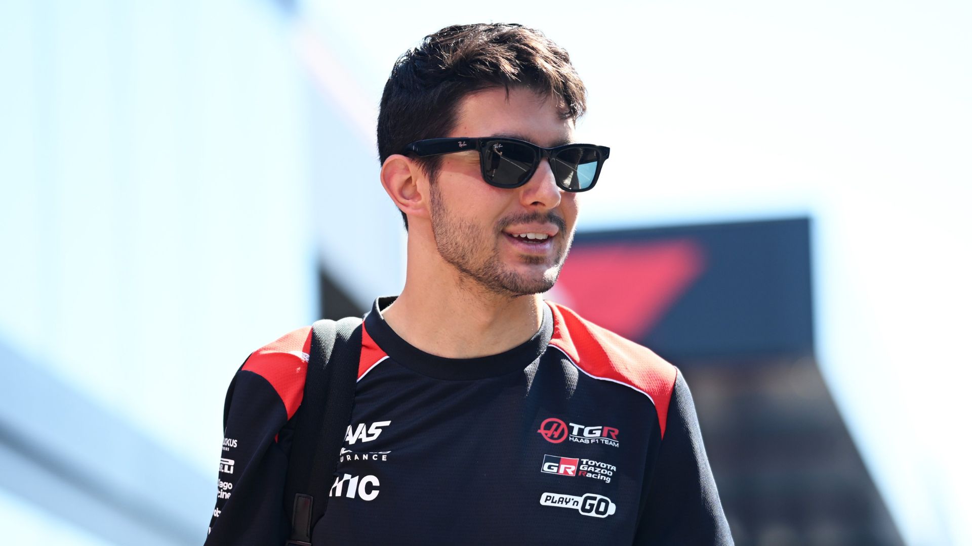“Estou cagando”: Ocon se nega a comentar ameaça de deixar Haas e prega mira em 2026