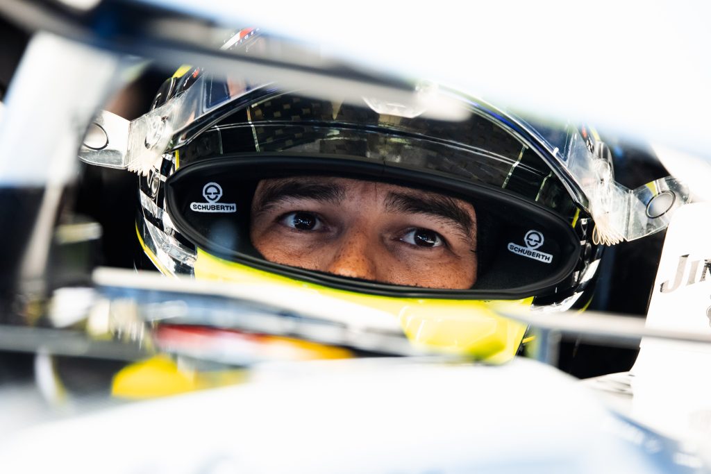 F1 2026, AUSTRIA, TREINO LIVRE, CADILLAC, SERGIO PÉREZ, CAPACETE