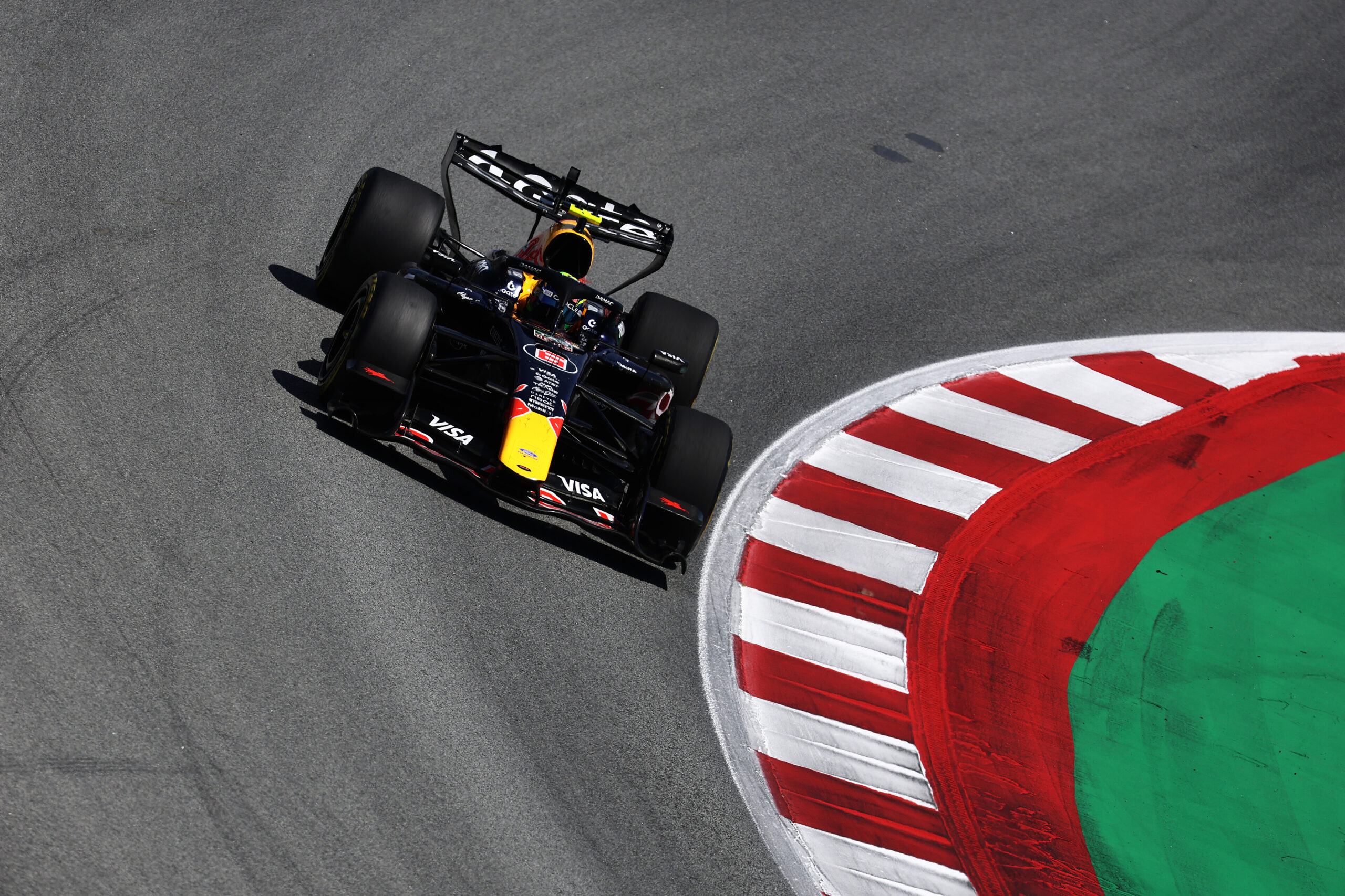 FIA ratifica resultado e mantém motor Red Bull Ford como referência na F1 2026