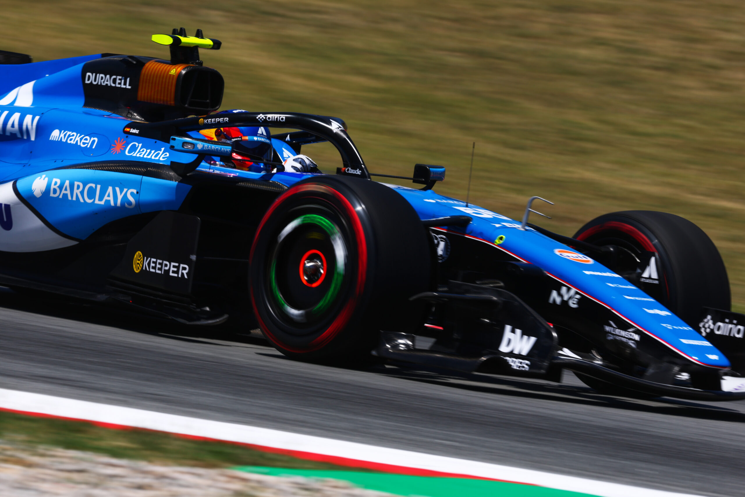 Sainz fala em “mudar percepção” após retrocesso da Williams: “Trabalhando mentalmente”