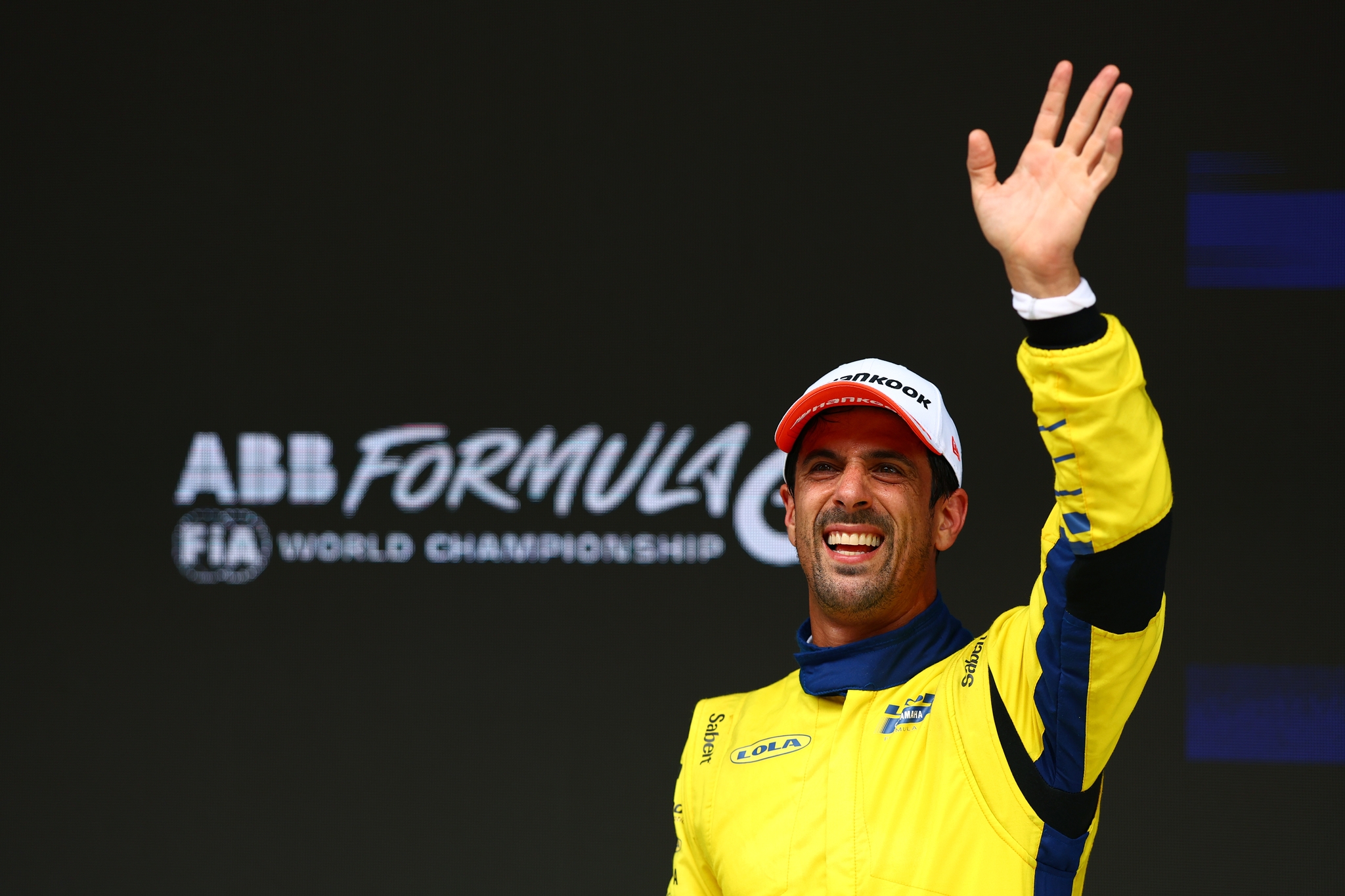 Di Grassi conquista vitória milagrosa e se despede da Fórmula E com roteiro de cinema