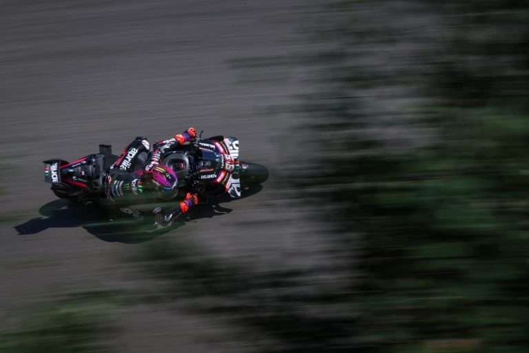 Martín explora ausência de Bezzecchi e abre margem na MotoGP. Confira classificação