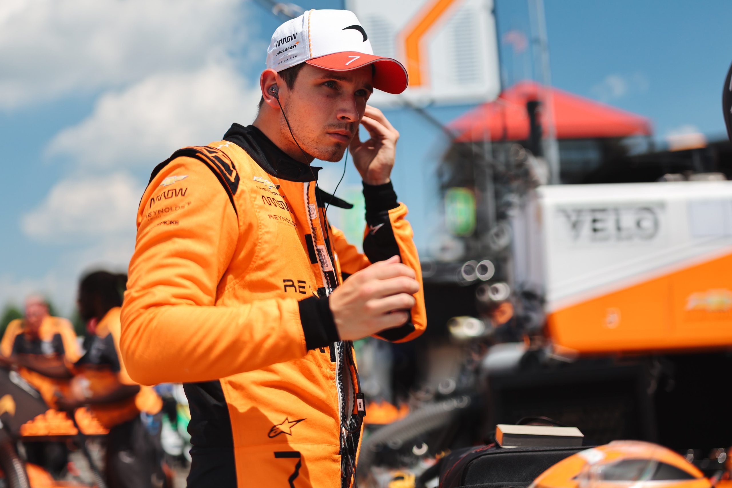 Lundgaard dá recado com pole em Mid-Ohio e reforça que pode desafiar Palou nos mistos