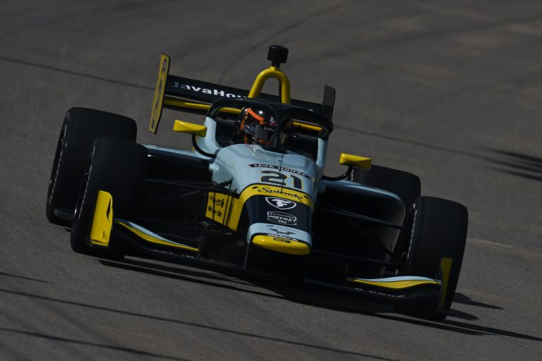 Johnson desbanca Fittipaldi e reassume liderança da Indy NXT 2026. Confira classificação