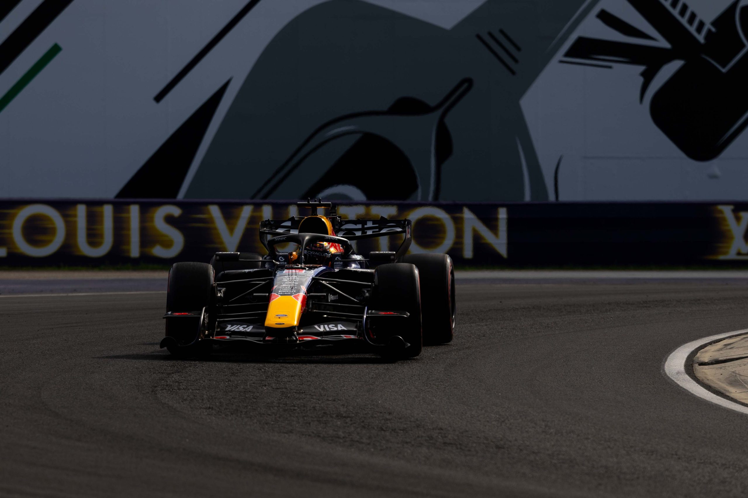Red Bull faz contraproposta para segurar engenheiro e impede ida à Cadillac na F1