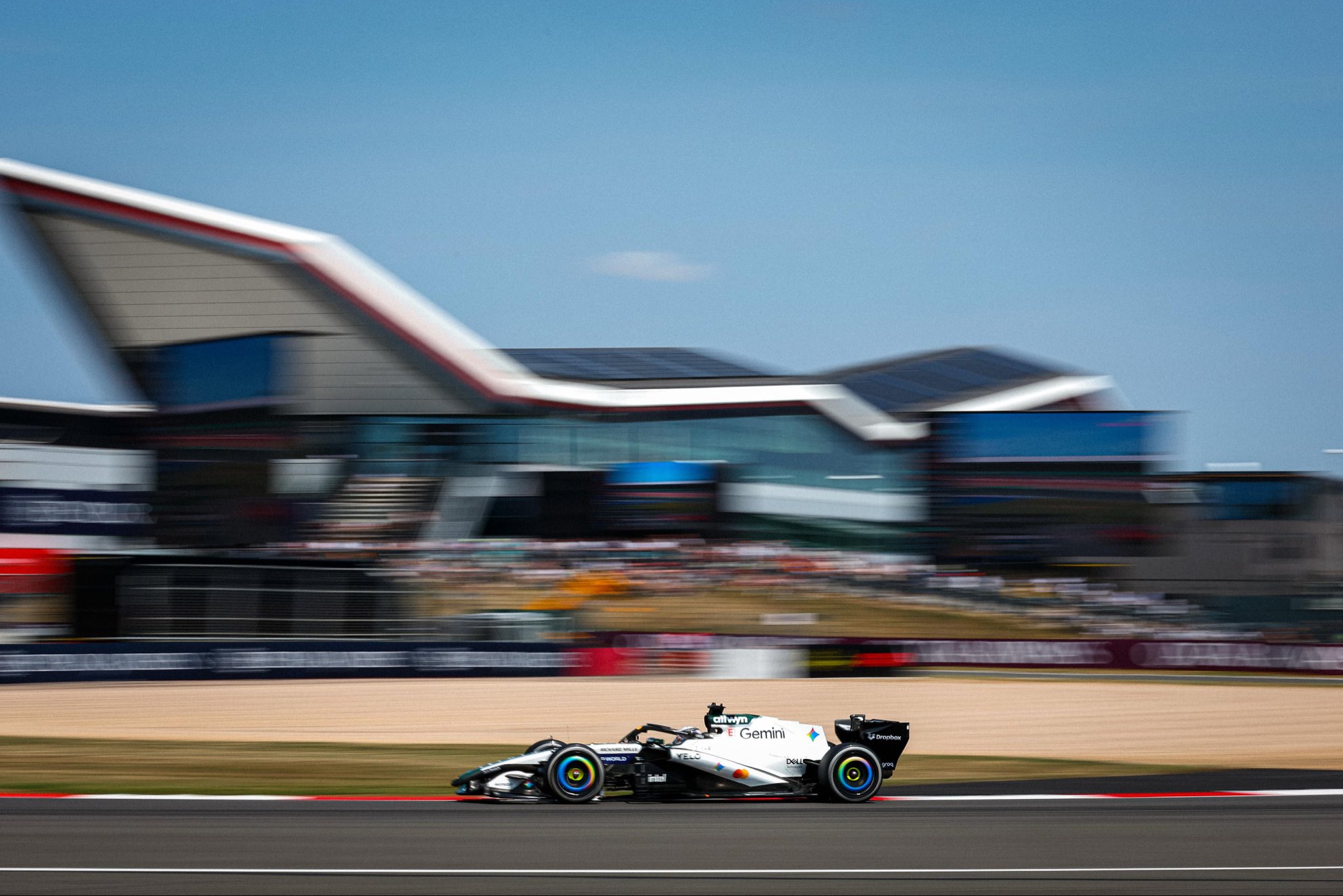 Briefing: a análise da classificação e do grid de largada da corrida sprint na Inglaterra
