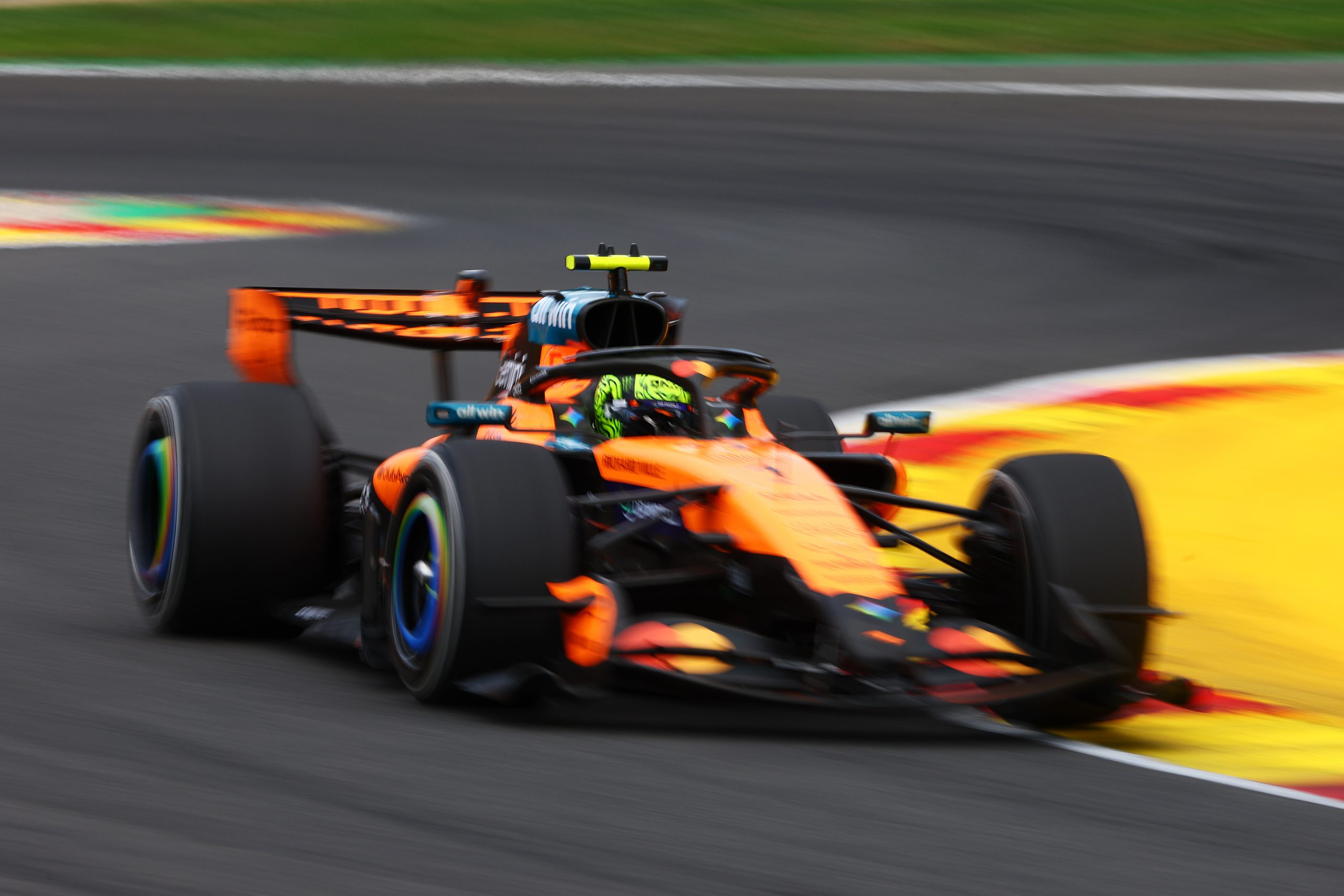 McLaren lança pacote de atualizações e confirma teste de asa Macarena na Hungria
