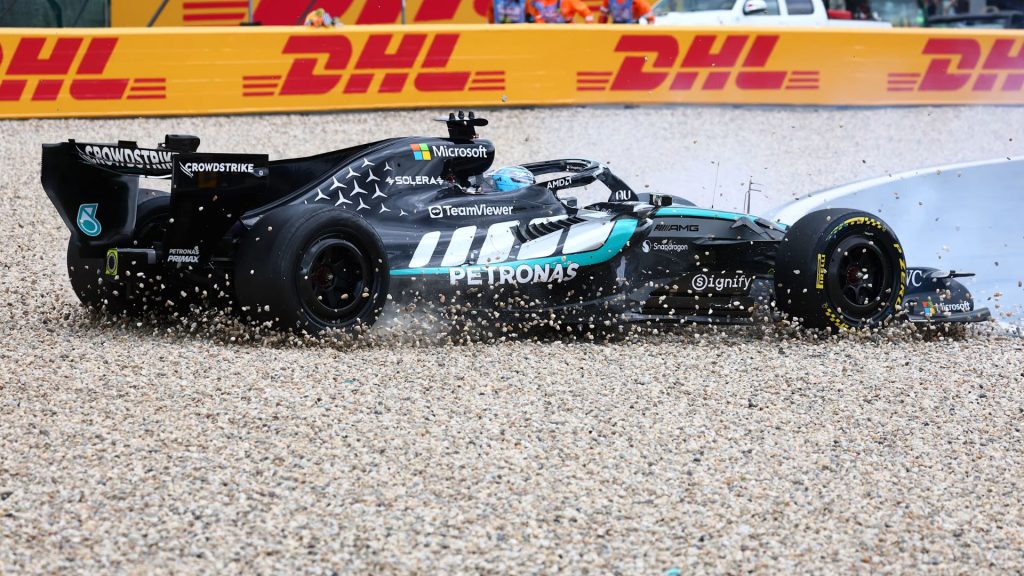 Mercedes assume responsabilidade por abandono de Russell e elogia Antonelli: “Não vacilou”