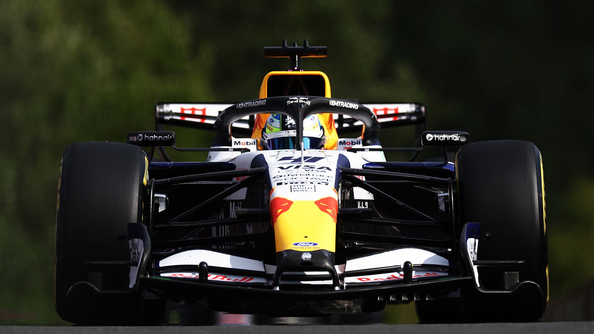 Red Bull recusa oferta de R$ 15 bilhões por compra da Racing Bulls na Fórmula 1