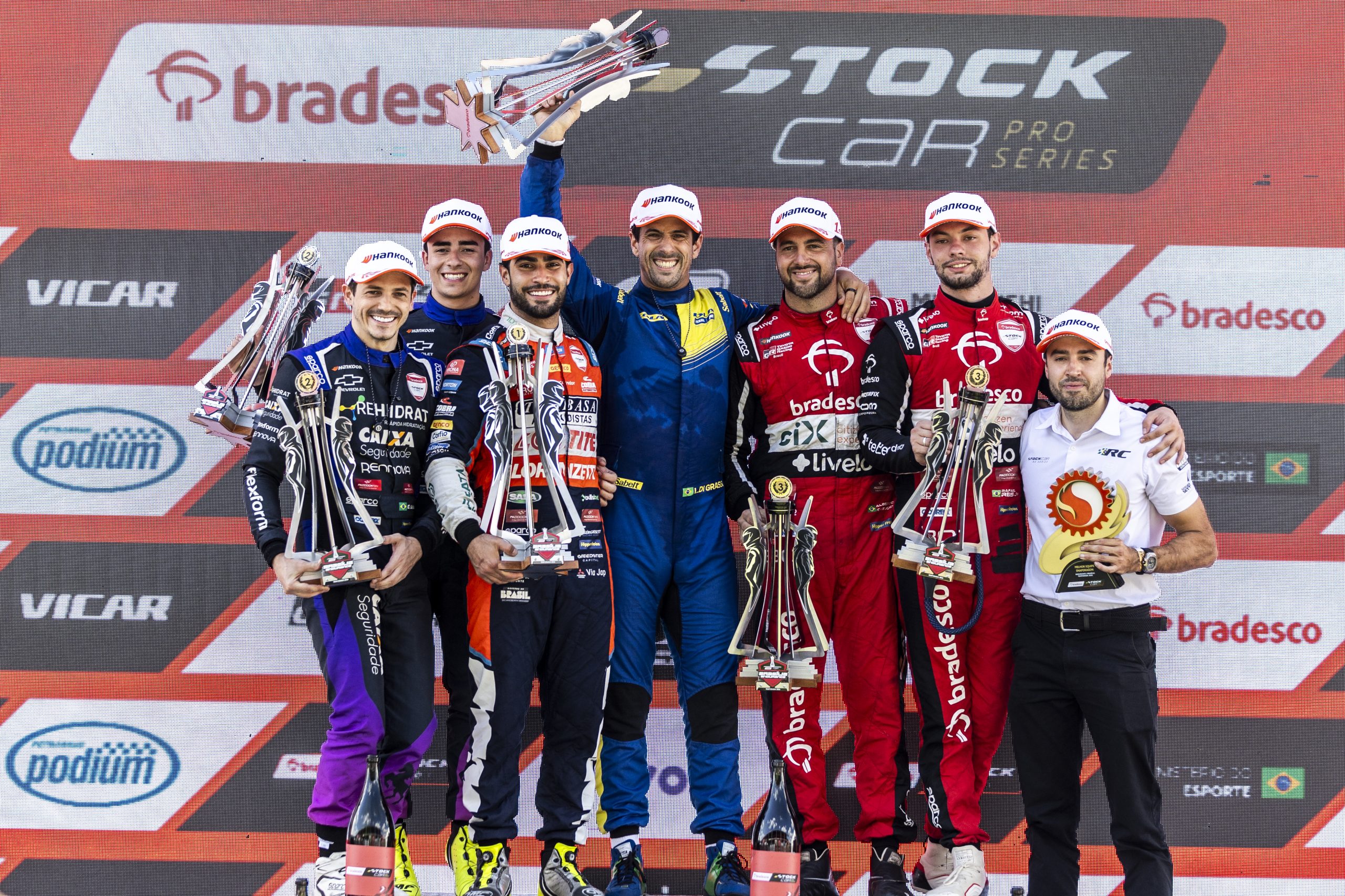Sette Câmara/Di Grassi brilha com estratégia e vence corrida endurance da Stock Car em Brasília