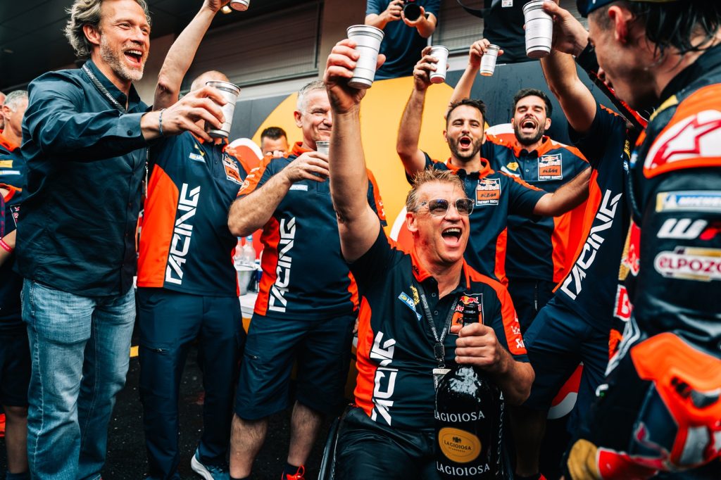 MotoGP 2026 Áustria Red Bull Ring Domingo KTM Pedro Acosta Pit Beirer