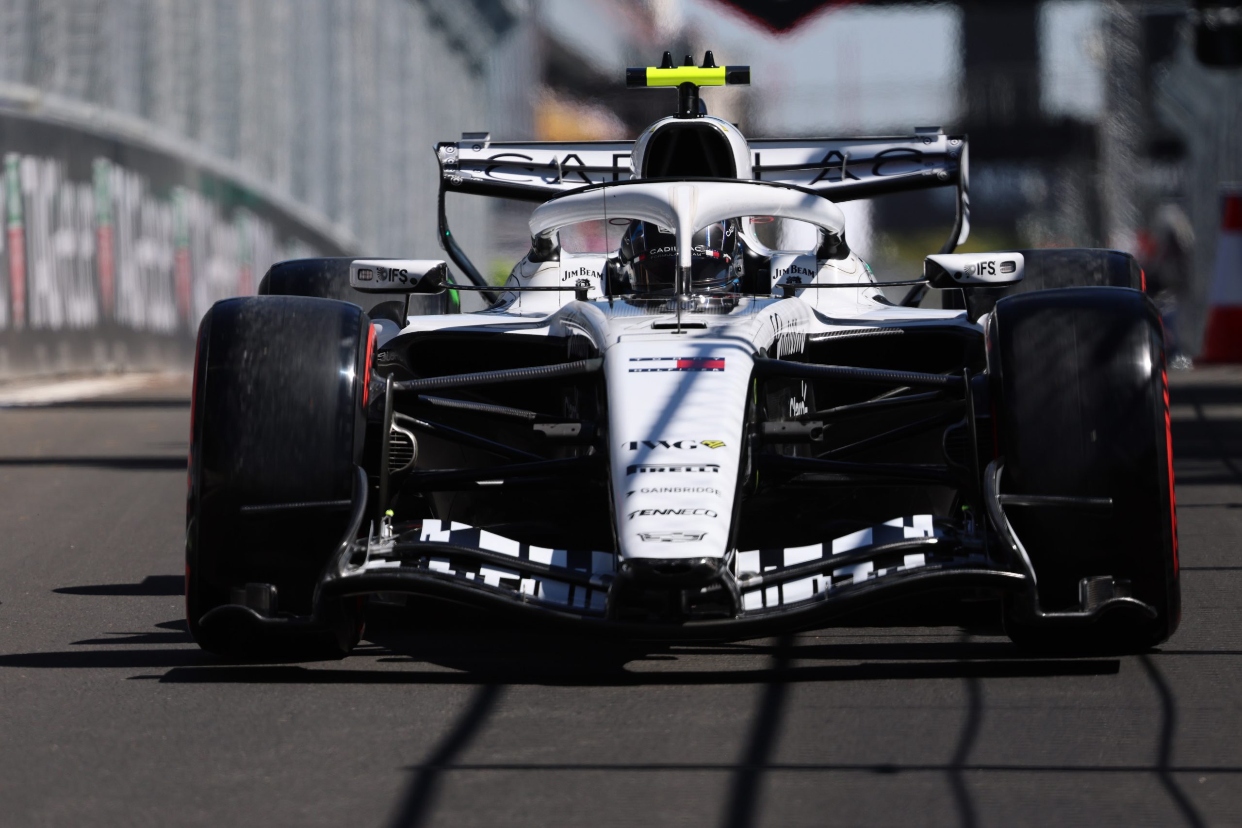 Dono da Cadillac na F1 vira alvo de ação coletiva nos EUA com alegações de fraude