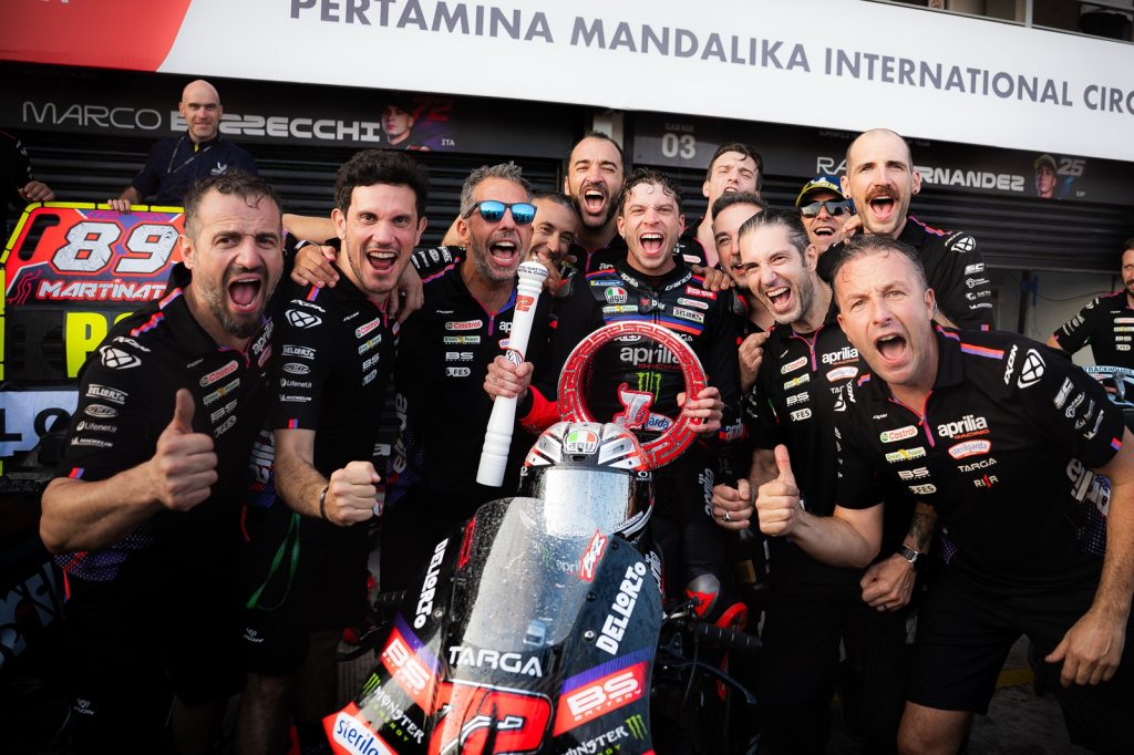 MotoGP 2026 Indonésia Mandalika Domingo Aprilia Marco Bezzecchi
