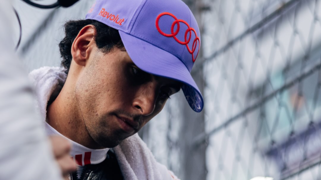 F1 2026, SINGAPURA, MARINA BAY, CORRIDA, AUDI, GABRIEL BORTOLETO, RETRATO, ROSTO