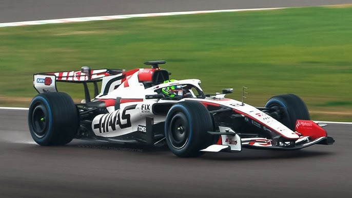 Bearman se detiene y causa detención con bandera roja en el test de F1 en Barcelona