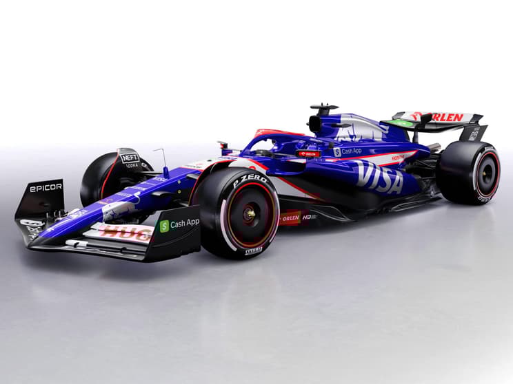 RB presenta su primer monoplaza para la temporada 2024 de F1 en Las