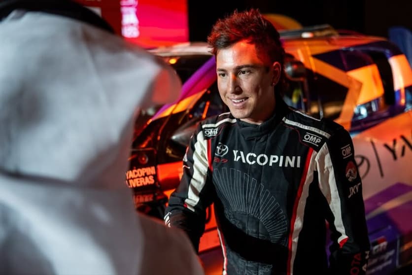Toyota dice estar «monitoreando la situación» de Yacopini y confirma baja del Dakar 2026