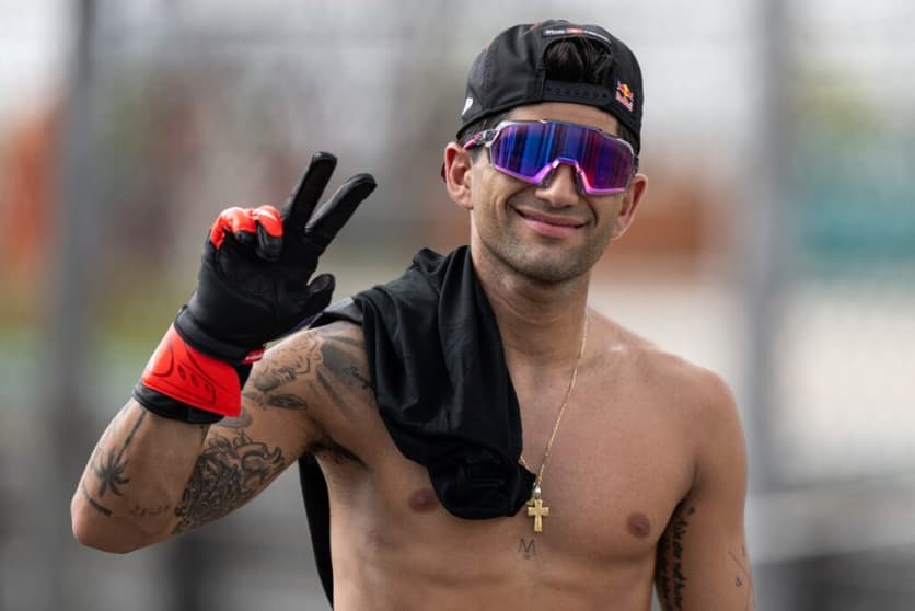 Martín justifica nuevas cirugías y celebra: «Por fin estoy cerca de estar al 100%»