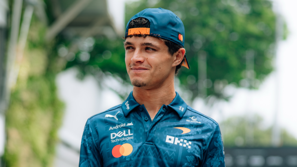 F1 2026, SINGAPURA, MARINA BAY, CORRIDA, McLAREN, LANDO NORRIS, RETRATO
