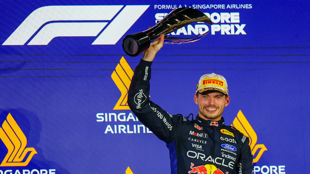 F1 2026, SINGAPURA, MARINA BAY, CORRIDA, RED BULL, MAX VERSTAPPEN, RETRATO