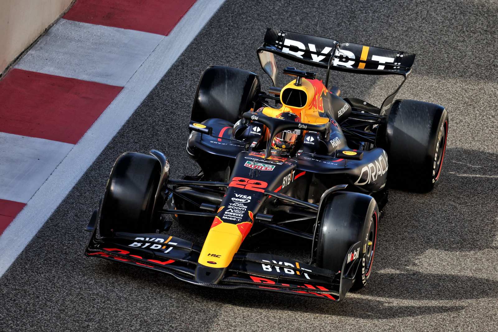 Red Bull estudia liberar a Tsunoda: "Si no podemos darle lugar, ¿vale  mantenerlo? - Noticia de F1 - Grande Prêmio en Español