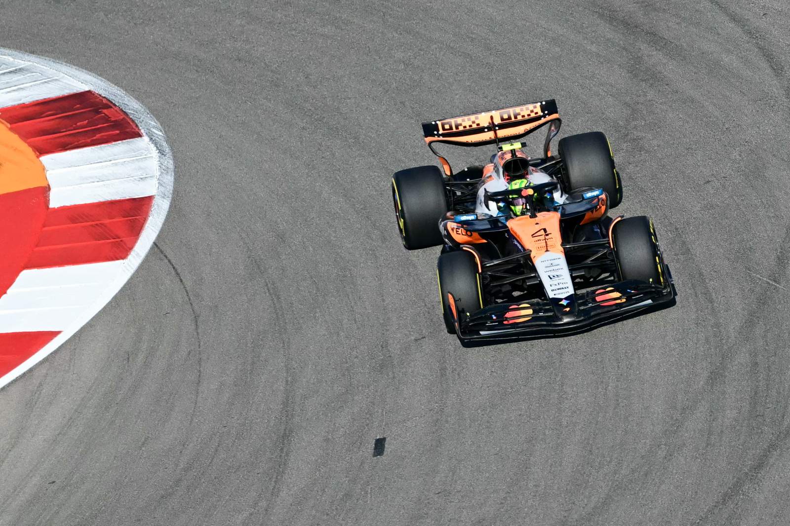 Norris no se sorprende ante la pole de Verstappen y promete "dar pelea" en  Austin - Noticia de F1 - Grande Prêmio en Español