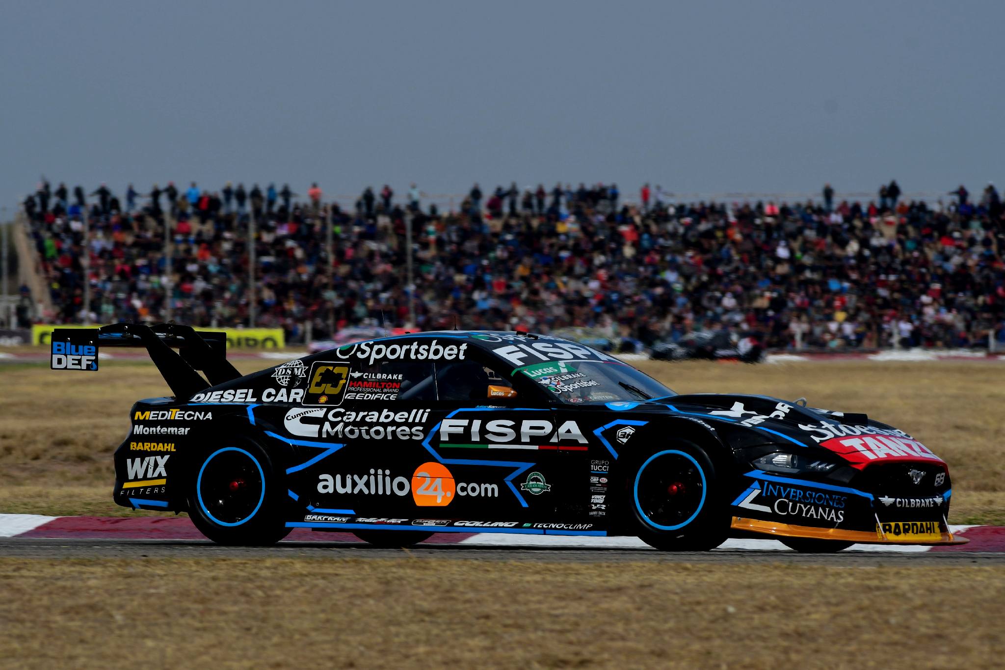 Santero domina en el inicio de la Copa de Oro en una final con polémica del TC en San Luis