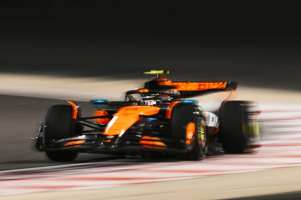 Norris admite “limitaciones en la parte trasera del auto” y dice: “Mi trabajo es dominar eso”