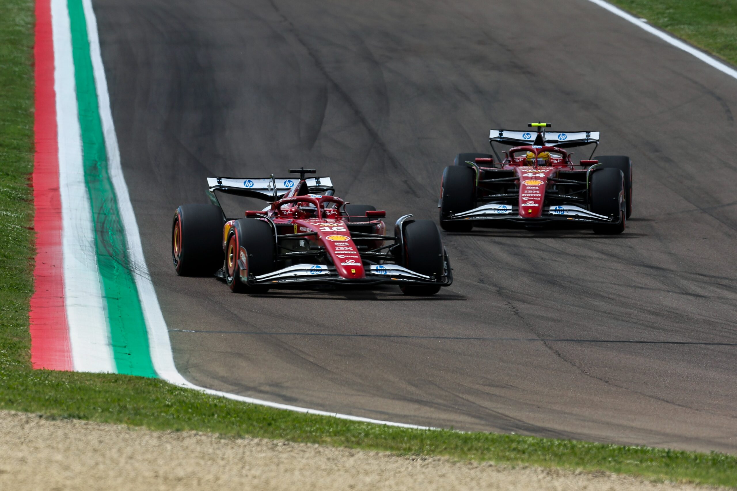 Ferrari culpa a neumáticos por caída en Q2 en Imola y dice que falta «ejecución y potencial»