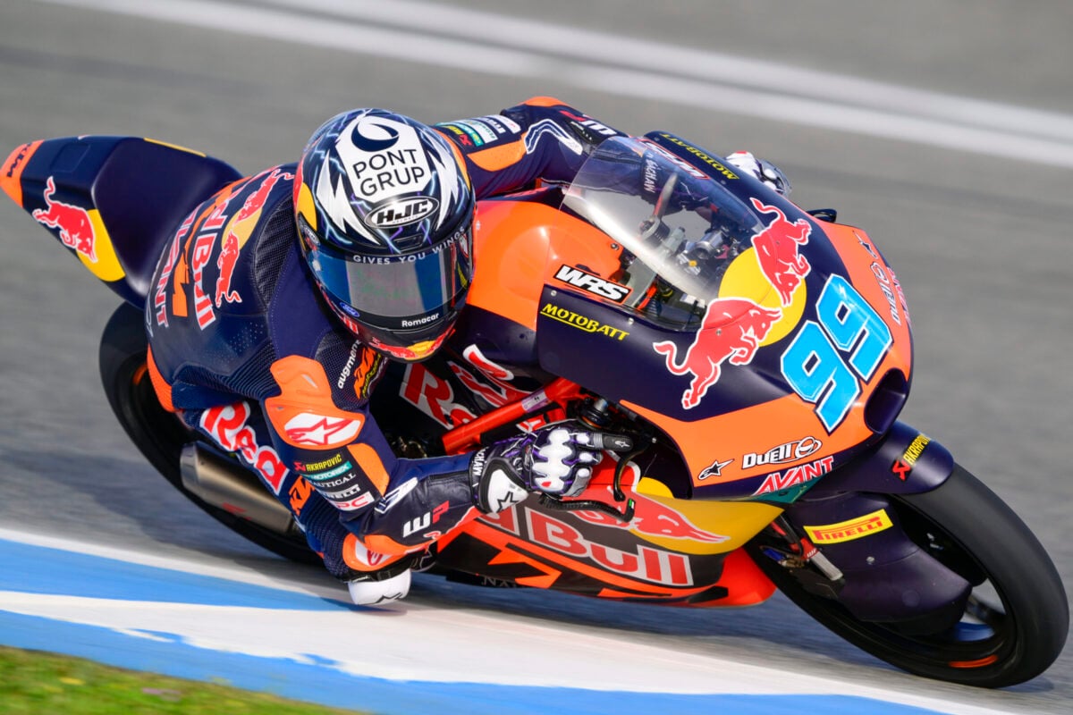 Rueda encabeza 1-2 de Ajo y comanda la clasificación de Moto3 en Assen; Perrone, 10°