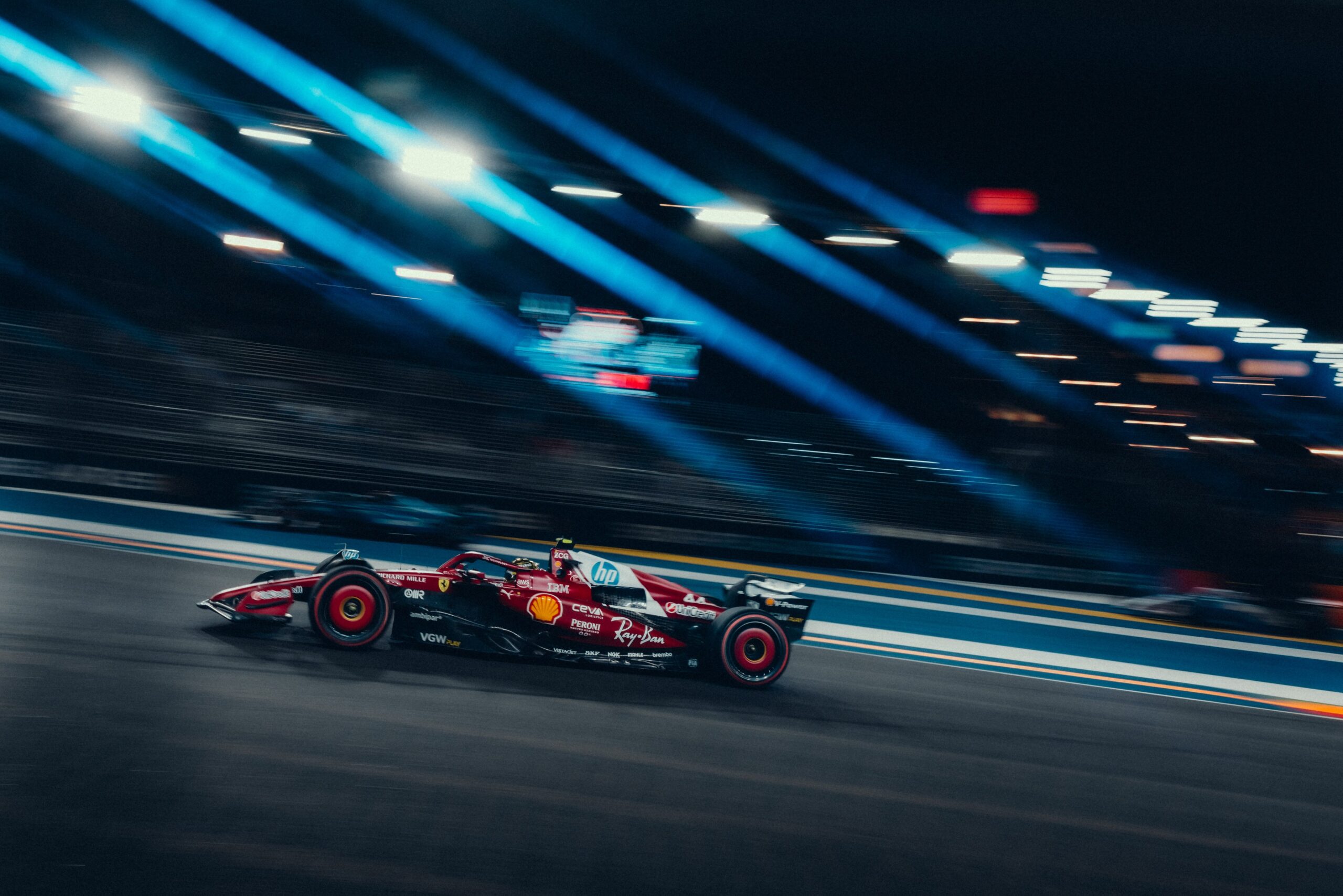 Hamilton culpa a neumáticos fríos por 6° puesto en la grilla de Singapur: «Perdí 0s5»